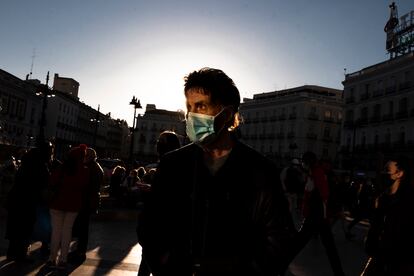 Puerta del Sol, donde finaliza la calle de Alcalá.