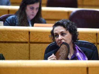 La ministra de Trabajo, Magdalena Valerio, este martes en el Senado. 