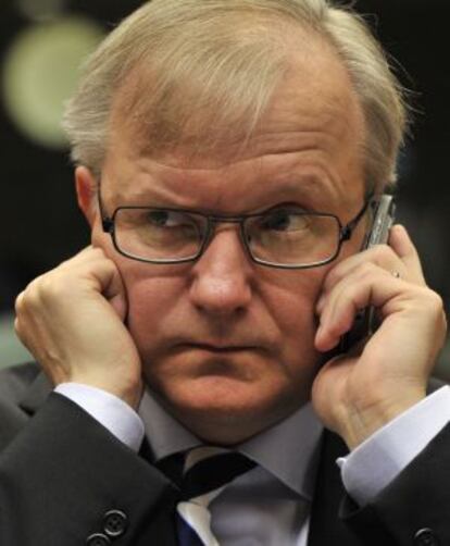 El comisario europeo de Asuntos Económicos y Financieros, Olli Rehn en la reunión del Ecofin del martes.