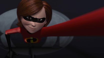 En la película de Pixar 'Los increíbles' (2004), todo el mundo está harto de la gente con superpoderes. Cada vez que tratan de resolver un entuerto provocan tal cantidad de destrozos que terminan por aborrecerlos. Así que Mr. Increíble y la mujer elástica, casados y con dos hijos, se ven obligados a llevar una vida lo más normal posible para alguien con sus capacidades...