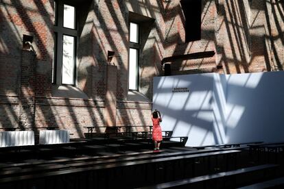 Fachada del Sankt Elisabeth Kirche durante la semana de la moda de Berlín, donde se han presentado las colecciones de primavera-verano 2015. 4 de julio de 2014.