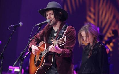 Actuación de Conor Oberst en Washington en 2015.