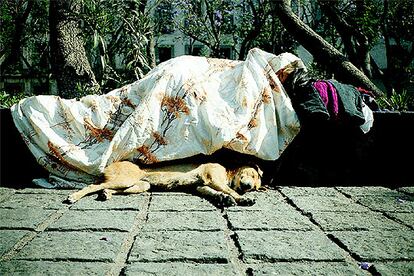 'Plaza de Santa Catarina', imagen de la serie 'Sleepers' (1997-2004), de Francis Alÿs.