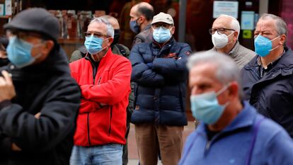 Protesta de pensionistas, este lunes en Terrassa.