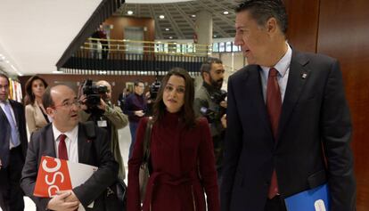 Miquel Iceta (PSC), Inés Arrimadas (C's) y Xavier García Albiol (PP), en marzo pasado.