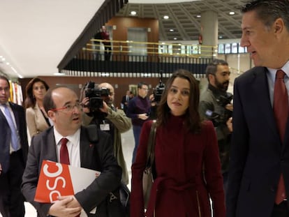 Miquel Iceta (PSC), In&eacute;s Arrimadas (C&#039;s) y Xavier Garc&iacute;a Albiol (PP), en marzo pasado.