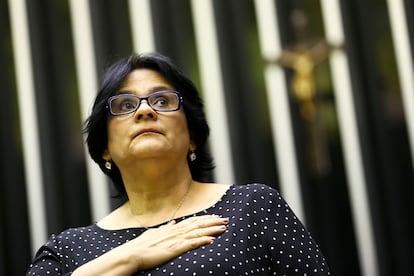 A ministra Damares Alves participa de sessão solene na Câmara dos Deputados, em 21 de outubro de 2019.