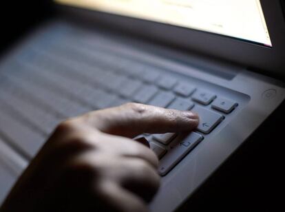 Reino Unido estudia prohibir el acceso online a “prácticas sexuales no convencionales”.