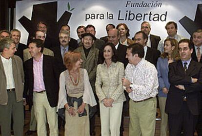 Rosa Díez, Edurne Uriarte y Nicolás Redondo Terreros, en la presentación de la Fundación para la Libertad.