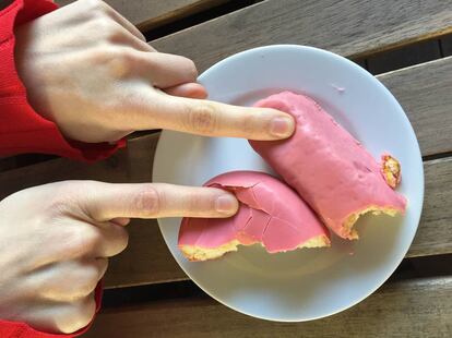 No, la textura de la crema rosa no es la misma. El sabor, sí.
