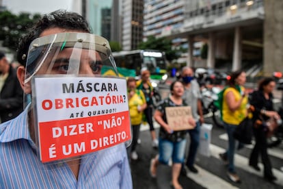 Protestas en São Paulo contra las medidas tomadas para frenar el coronavirus.