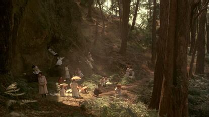 Fotograma de la versión de ‘Picnic en Hanging Rock’, de la versión de Peter Weir.