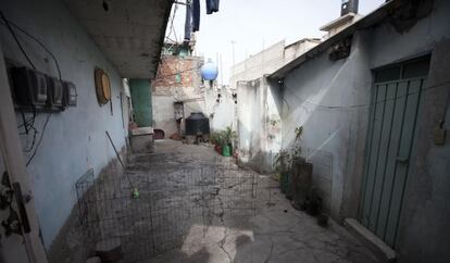 Patio de la vivienda alquilada por el exalcalde de Iguala José Luis Abarca y su esposa en Iztapalapa (Ciudad de México).