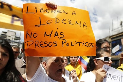 Protestos em Caracas pela detenção do prefeito.