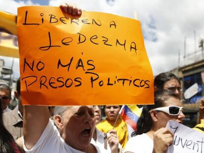Protestos em Caracas pela detenção do prefeito.