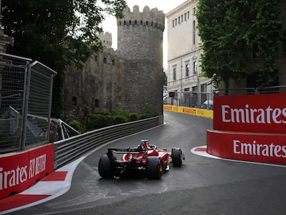 Leclerc, durante la prueba cronometrada en Bakú.