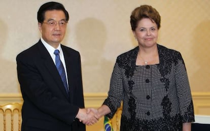 Hu Jintao y Dilma Rousseff durante un encuentro bilateral.