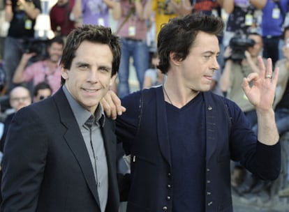 Stiller y Downey posaron junto a sus seguidores este sábado en San Sebastián