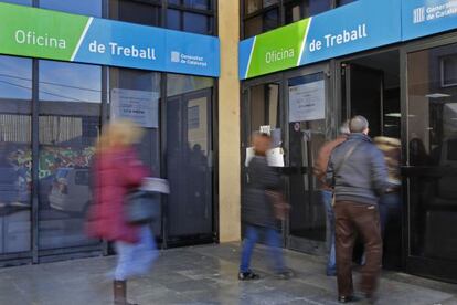 Oficina del Servicio Catalán de Empleo en Terrassa.