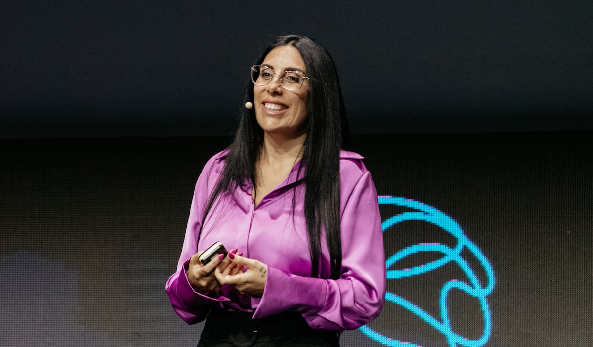 Tania García, educadora social: “Un niño necesita saber que en casa puede llorar sin ser juzgado y equivocarse sin ser castigado”