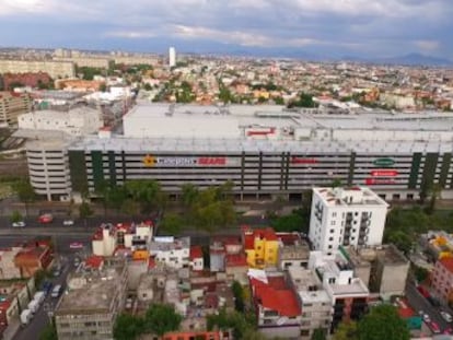 EL PAÍS recorre la capital de la mano de Arquine, la revista de arquitectura referente en Latinoamérica.