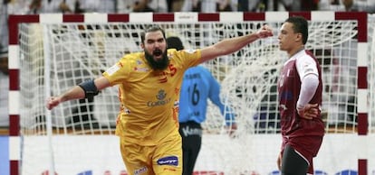 Jorge Maqueda celebra uno de los goles de España