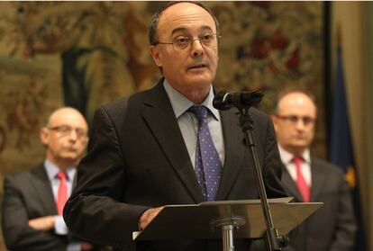 Luis María Linde toma posesión de su cargo como gobernador del Banco de España