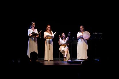 El grupo vocal femenino Egeria, especializado en música medieval, que se presentará en el Cementerio de la Almudena en Madrid.