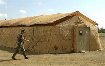 La tienda de campaña donde se ha instalado un hospital para los prisioneros talibanes en Guantánamo.