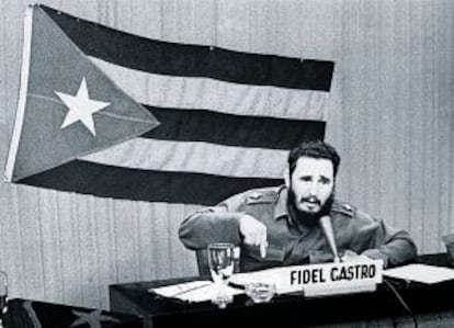 Fidel Castro protesta en 1962 tras el anuncio de J.F.Kennedy de bloquar Cuba por mar.