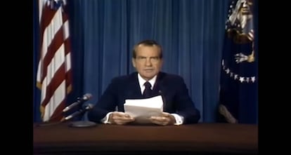 El expresidente de los Estados Unidos Richard Nixon durante el discurso sobre la llegada del hombre a la luna en 1969.