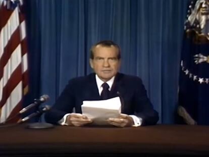 El expresidente de los Estados Unidos Richard Nixon durante el discurso sobre la llegada del hombre a la luna en 1969.
