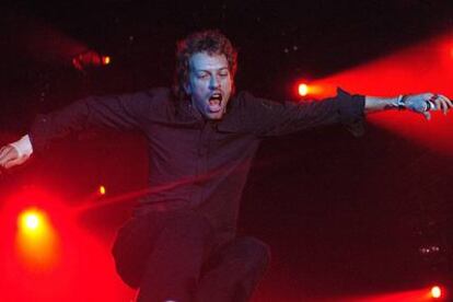 Chris Martin, durante el concierto de Coldplay el domingo en el Palau Sant Jordi de Barcelona.