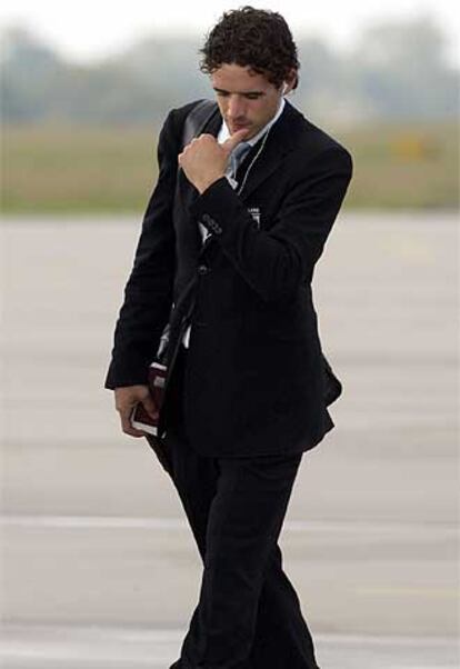 Owen Hargreaves, a su llegada al aeropuerto de Baden-Baden.