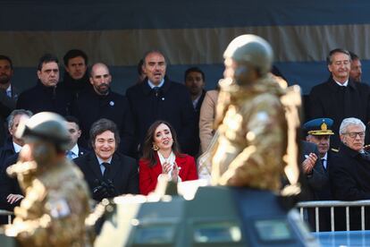 Javier Milei y Victoria Villarruel en el desfile militar del 9 de Julio 2024 en Buenos Aires.