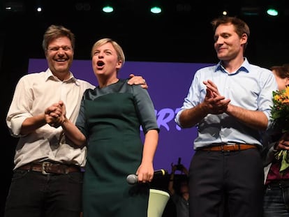 Katharina Schulze, junto a otros líderes de los Verdes la noche del domingo.