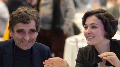 Adolfo Domínguez y su hija Adriana Domínguez, en un acto público celebrado en Ourense.