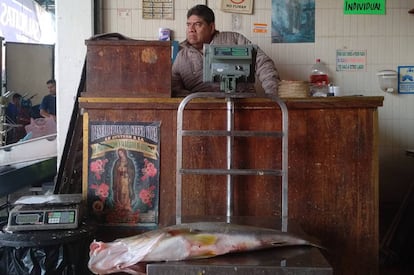 Claudio Martínez, en el Mercado La Nueva Viga de Ciudad de México.