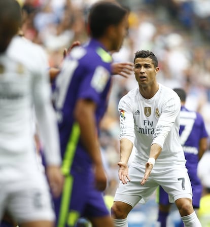 Uno de los gestos de Ronaldo durante el partido contra el Málaga.