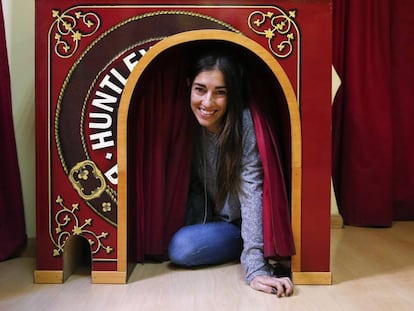 María Ruiz en la Casa-Museo del Ratón Pérez de Madrid, en la calle del Arenal.  