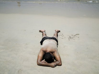 Un turista en Phuket, Tailandia. 