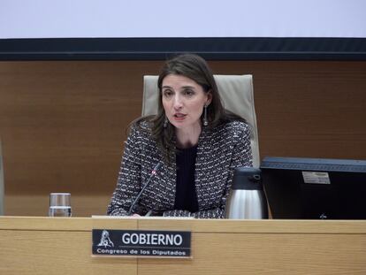 La ministra de Justicia, Pilar Llop, admitió que todo el mundo tiene derecho a adoptar medidas de conflicto colectivo si cree que sus condiciones laborales no son adecuadas, pero ha pedido a los letrados de la Administración de Justicia, que están en huelga desde el 24 de enero, que expliquen “por qué no es adecuada” la subida del 14,76% aplicada a sus nóminas entre 2022 y 2024.