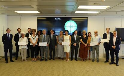 Deloitte premia a cinco proyectos solidarios en la IX edición de Conoce mi Proyecto. Los galardonados son las fundaciones Pere Tarrés, Tomillo, Por la Sonrisa de un Niño (PSE), Luzón y Down España, que benefician a más de 10.000 personas.