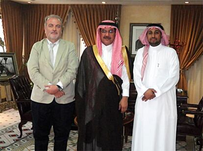 Damià Barceló, ICRA Director, His Highness Prince Ahmad bin Abdullah bin Abdul Rahman Al Saud, Prince of the Royal Family and Governor of the City of Riyadh and Naif Abdullah Al-Harbi, Director of the Addiriyah Chair of Environmental Studies at King Saud University in Riyadh, Saudi Arabia