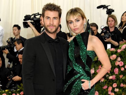 Liam Hemsworth y Miley Cyrus en la pasada gala del MET celebrada en mayo de 2019.