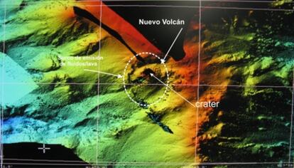 Modelo digital del terreno de una vista general del Rift Sur de El Hierro en el que se aprecia, desde el cráter la fisura en la cual se ha detectado actividad efusiva.