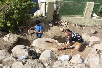 Sexta campaña de excavaciones en el fortín romano del siglo I a.C. situado en el Tossal de La Cala de la localidad turística.