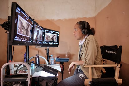 La cineasta Gina Prince-Bythewood dirige 'La vieja guardia' en Marrakech en 2019