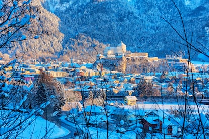 Paisaje invernal de Kufstein (Austria).
