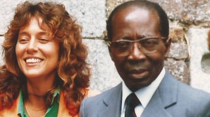 Inmaculada Díaz Narbona junto a Léopold Sédar Senghor, en 1986.